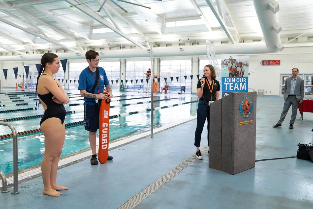 Commissioner Justin Jones Leads Water Safety Drive with $2,500 Grant for Free Swim Classes in Clark County