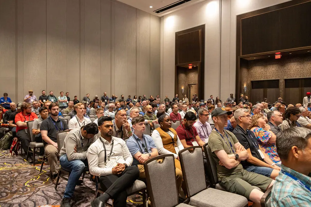 Las Vegas Welcomes Commercial UAV Expo 2025: Innovation Takes Flight at Leading Drone Trade Show 27 Las Vegas Welcomes Commercial UAV Expo 2025: Innovation Takes Flight at Leading Drone Trade Show